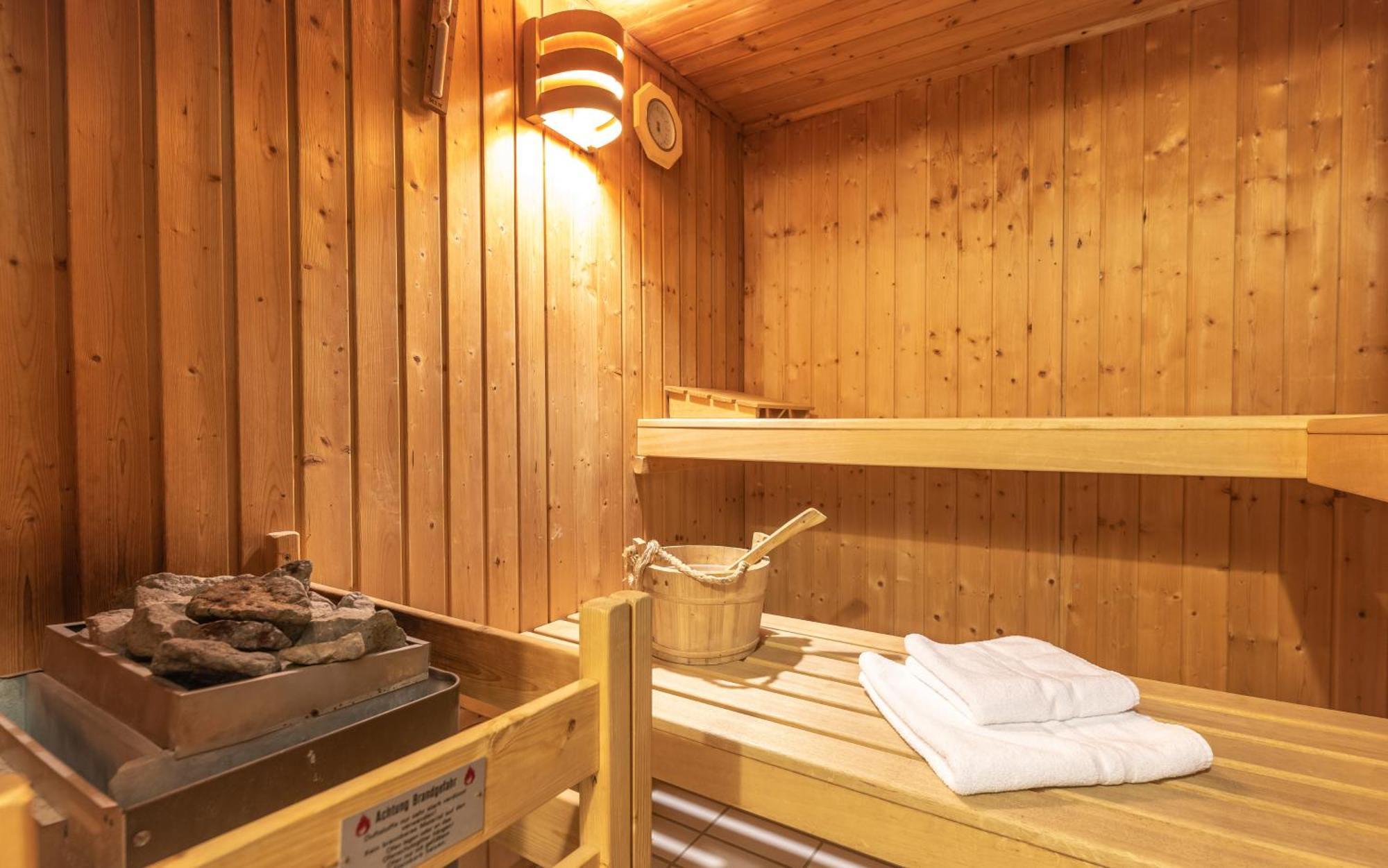 Ferienwohnung "Glueck Gehabt" Wyk auf Foehr Exterior photo